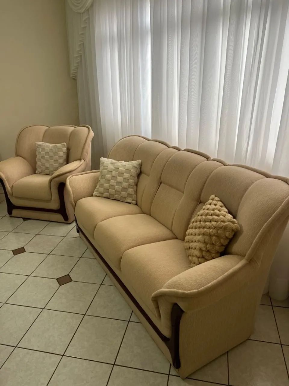 Jogo de sofá com 3 peças/ 6 lugares - Foto 2