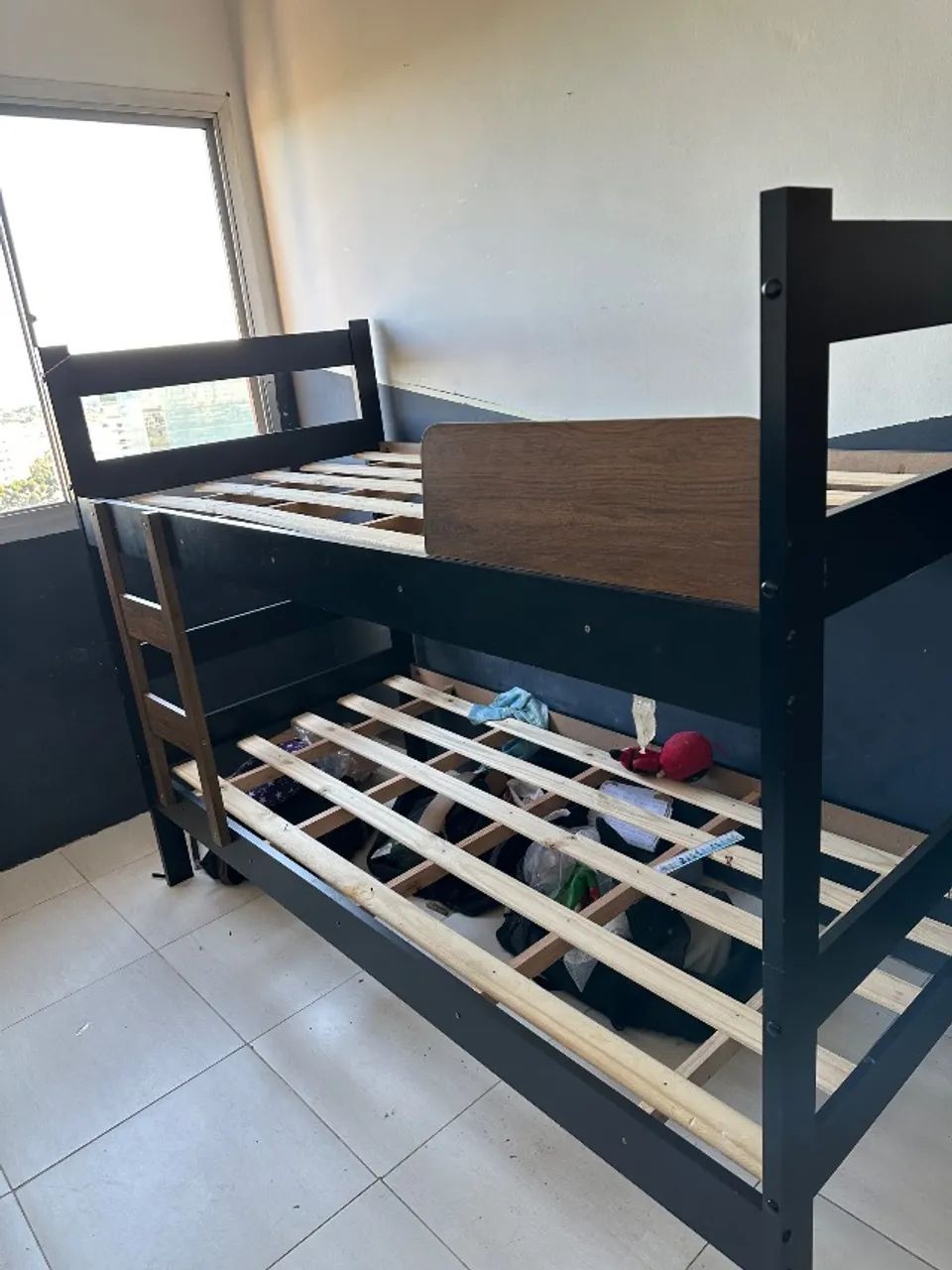 Cama beliche nova com colchões  - Foto 4