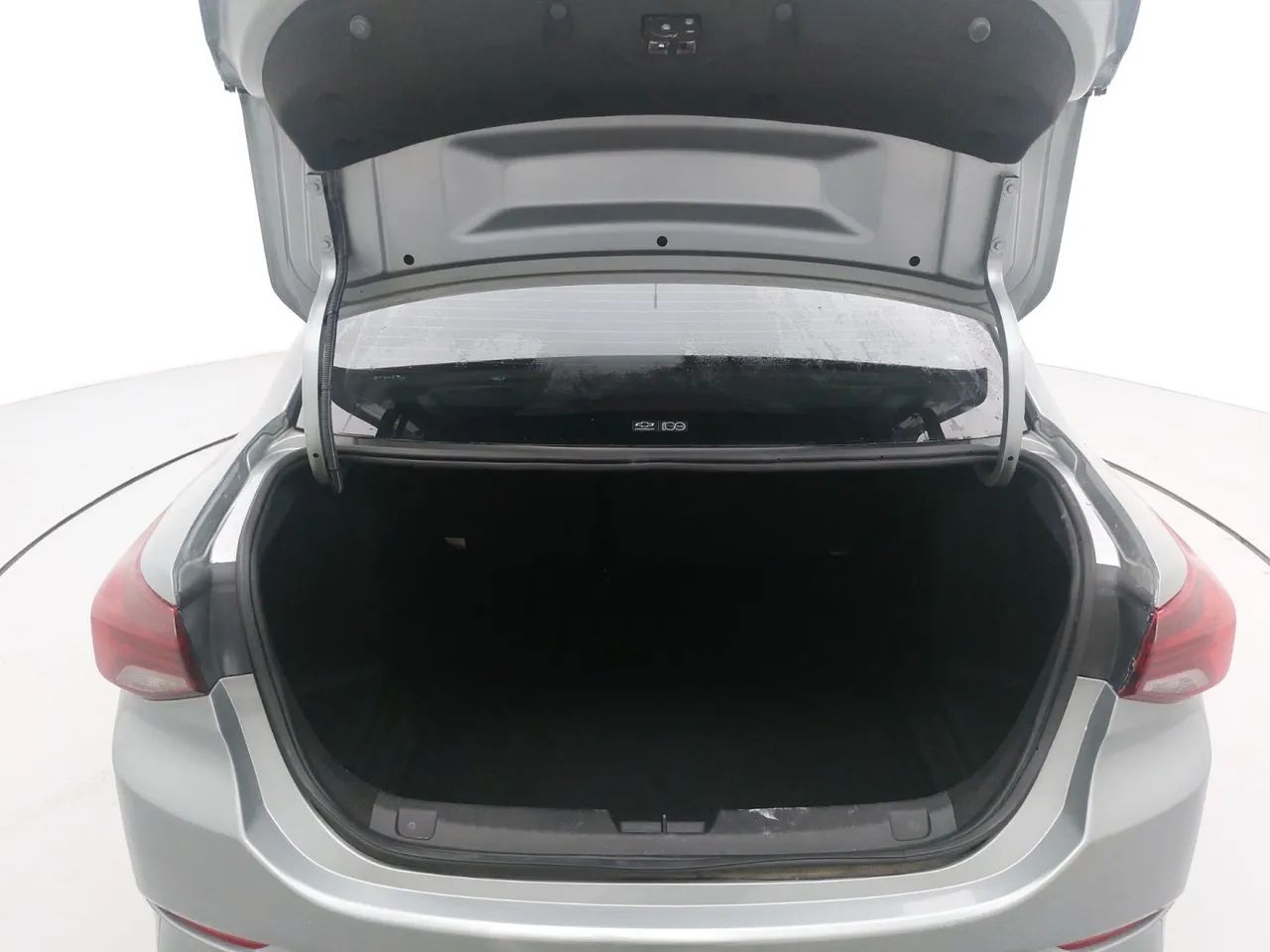 Chevrolet Onix Hatch LT 1.0 12V TB Flex Aut. 4P, foto 9 de 18