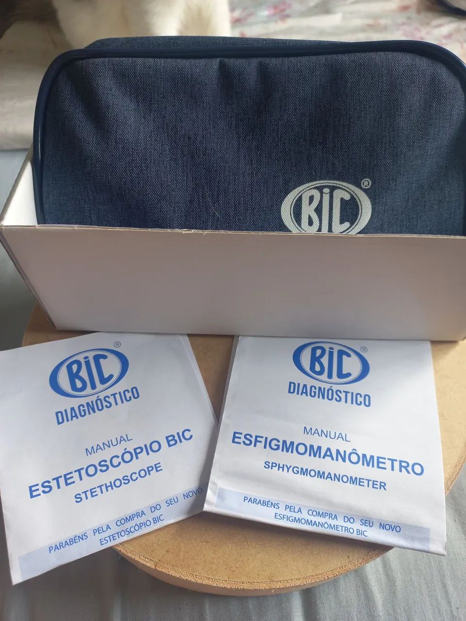 Kit Esfigmomanômetro (aparelho de pressão) aneroide +Estetoscópio BIC e Goniômetro