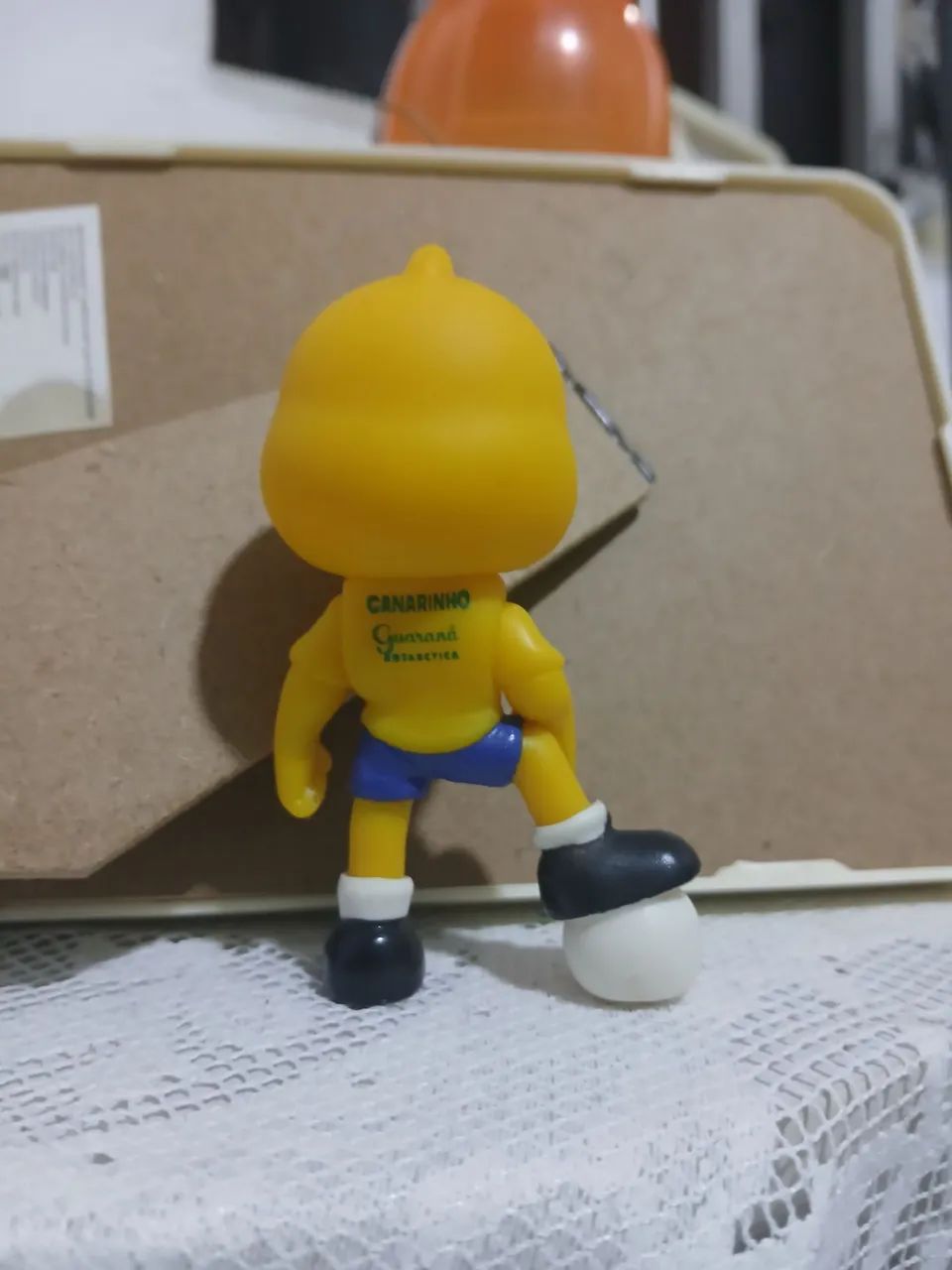 boneco canarinho copa - Foto 2