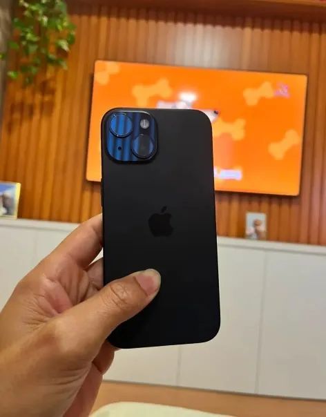 Iphone 15 - QUASE NÃO USADO