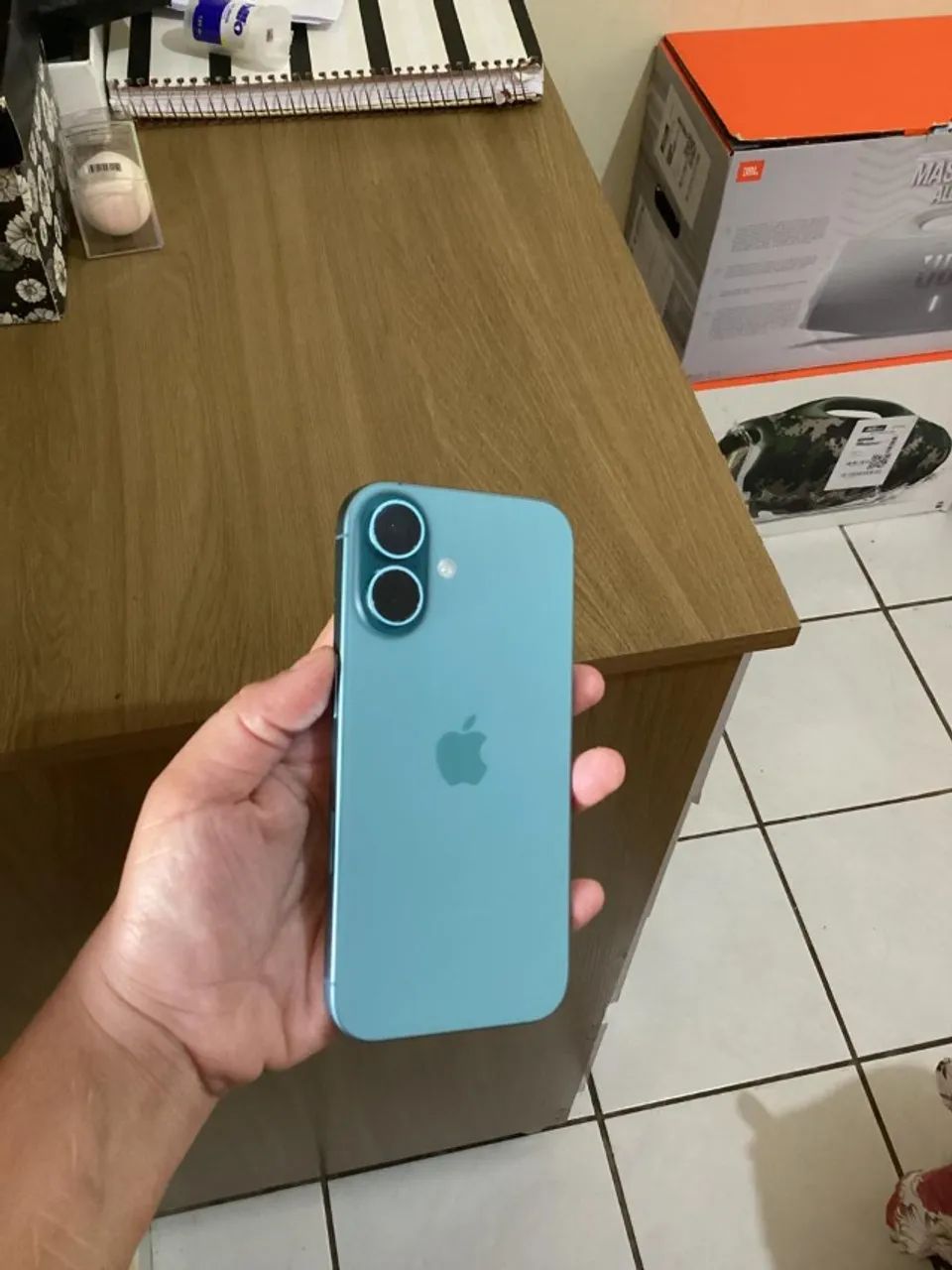 iPhone 16