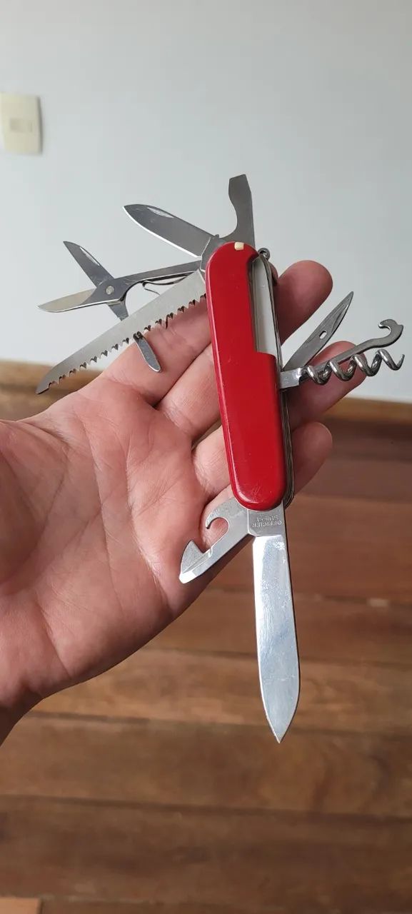 Canivete Victorinox Huntsman Original - 15 Funções - Foto 4
