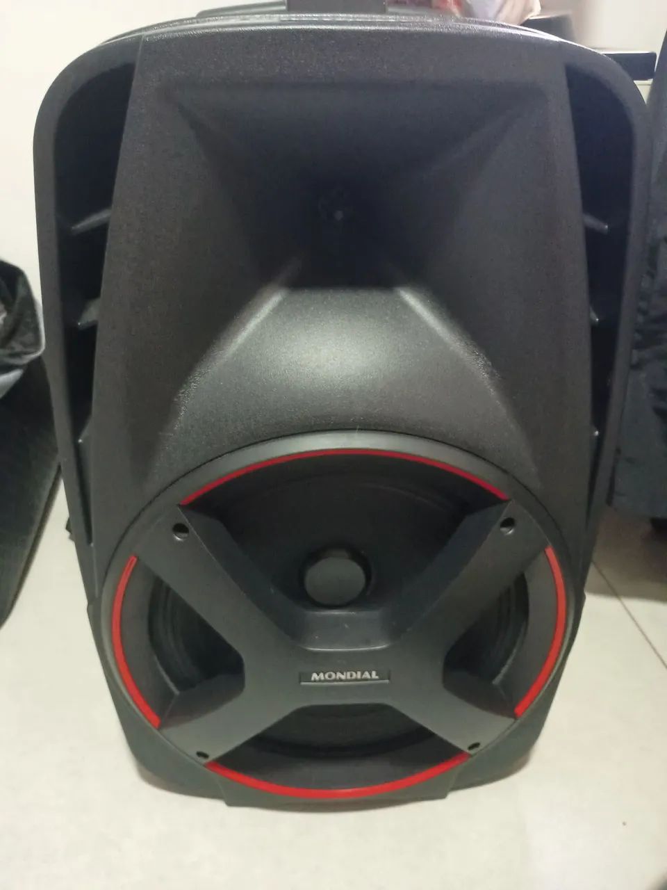 Caixa de som Bluetooth Mondial 550w