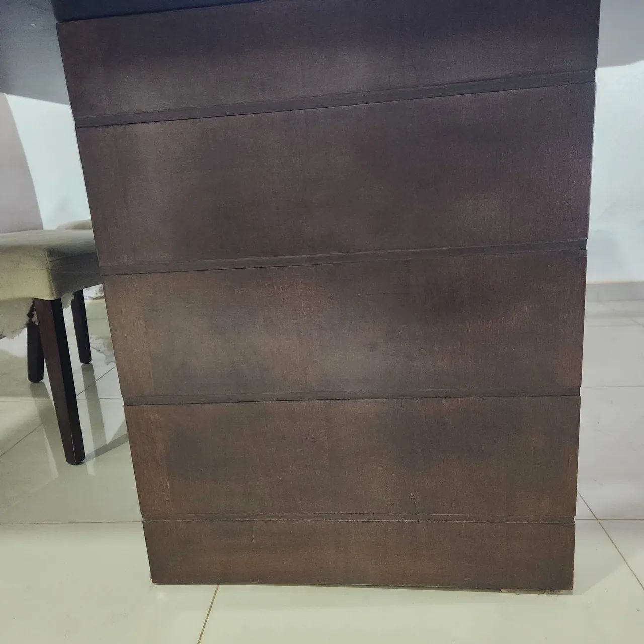 Mesa quadrada de vidro com 8 cadeiras - Foto 5
