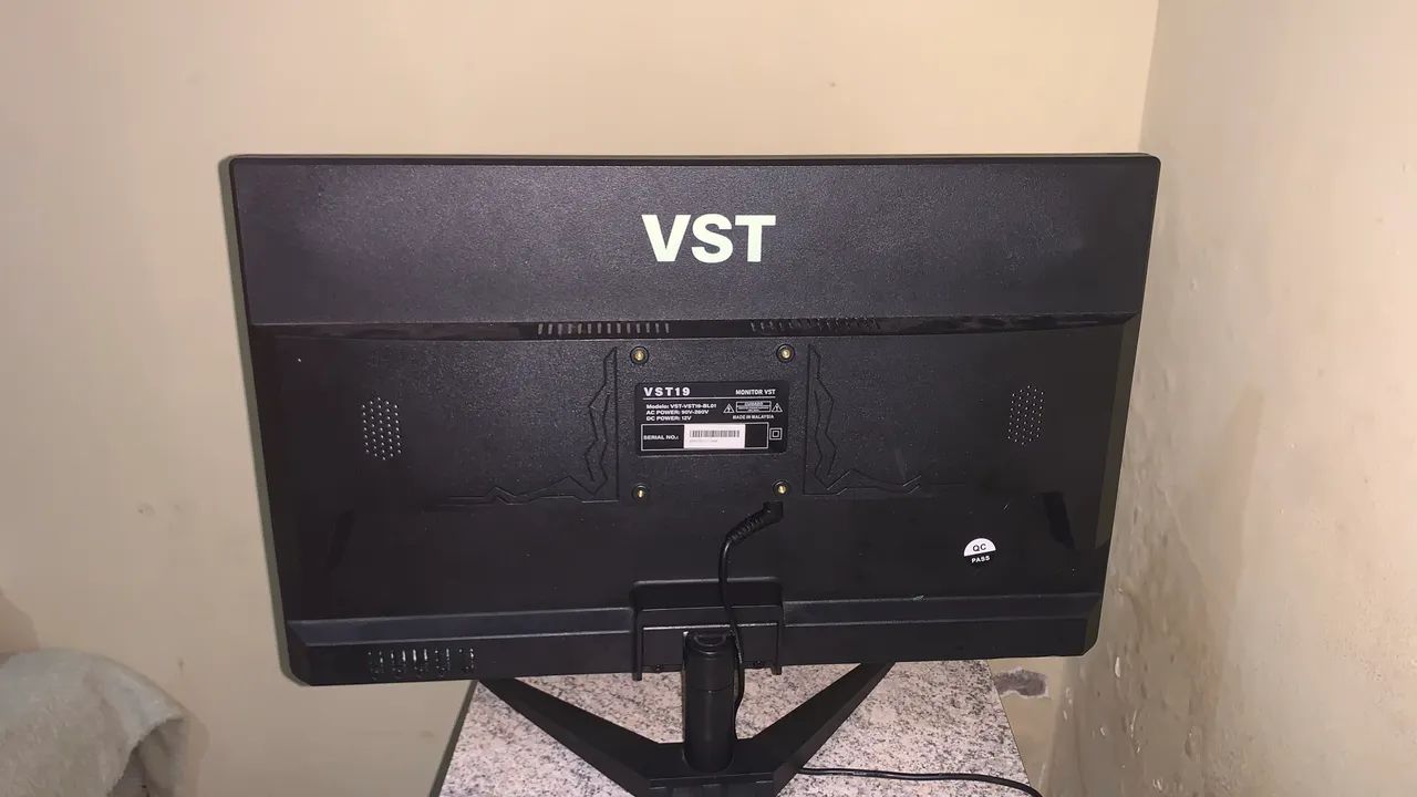 Monitor VST 19? com HDMI - Ótimo estado + Caixa