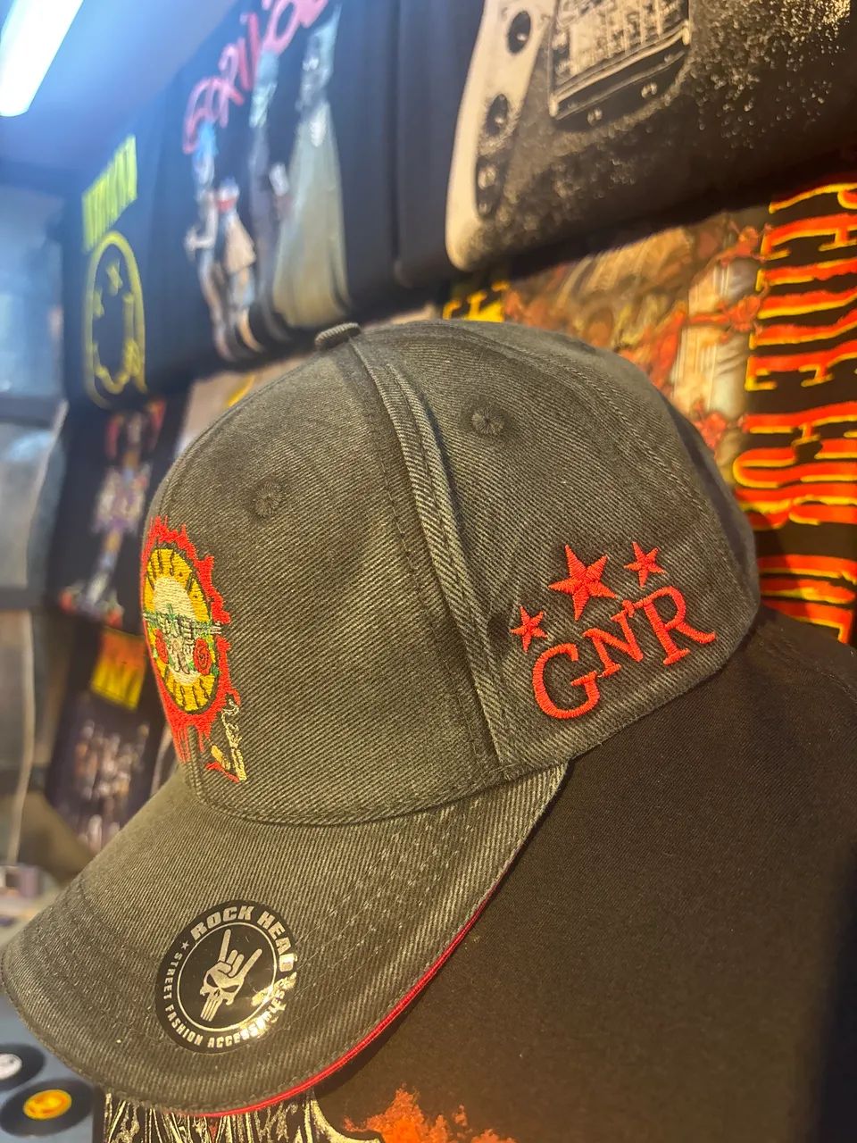 Boné Estonado Guns n Roses Rock  - Foto 2