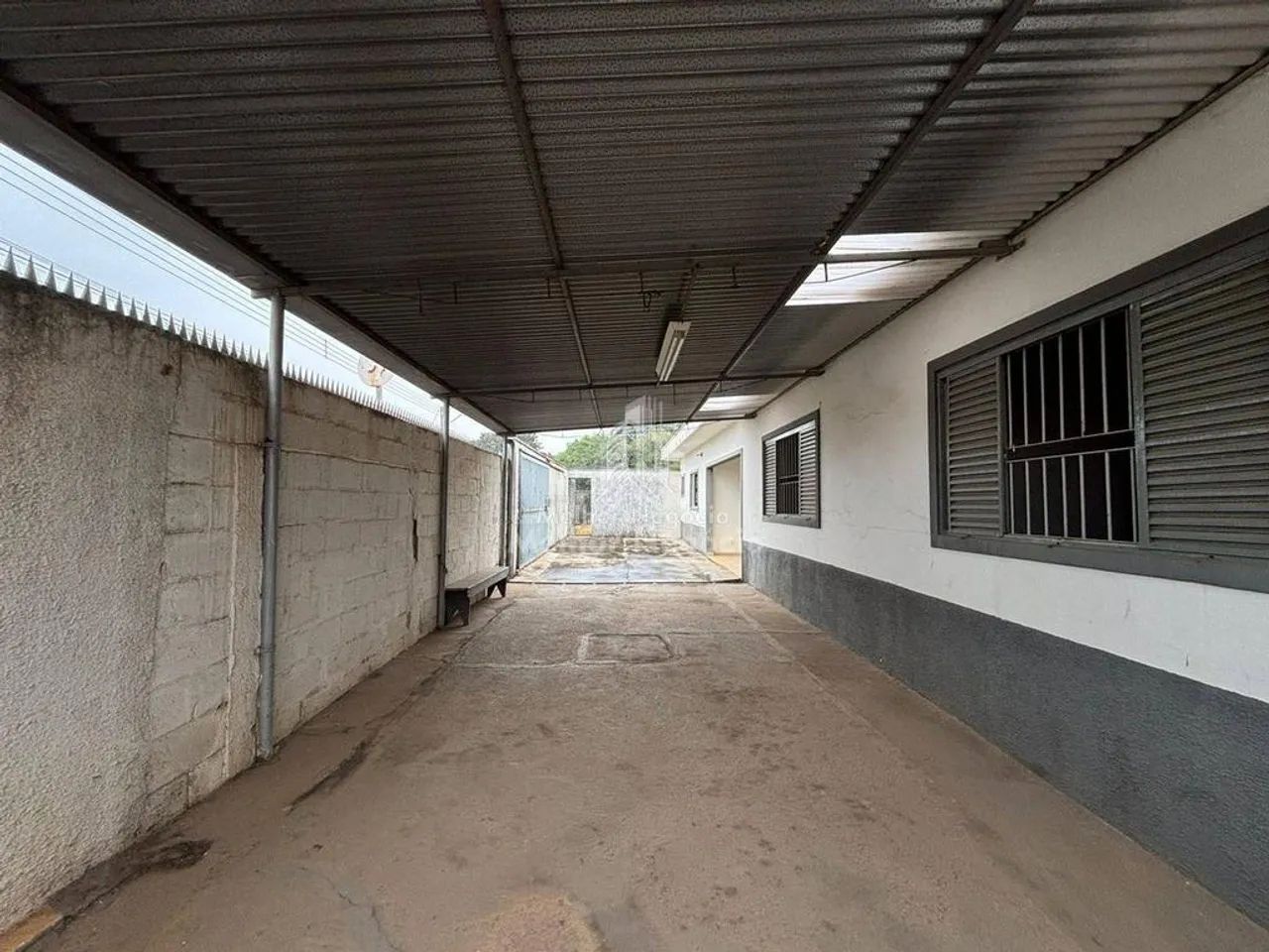 Casa à venda em Campinas, Jardim García, com 3 quartos, com 236 m²