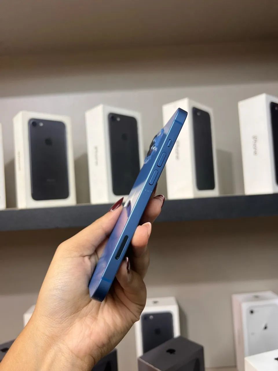 IPHONE 13 256GB SEMINOVO - Foto 3