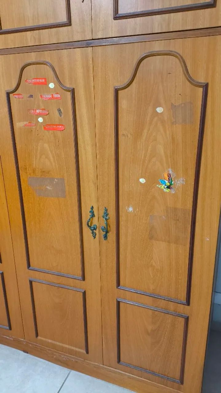 Guarda-Roupas Grande em Madeira Maciça + Cabides Grátis - Foto 2