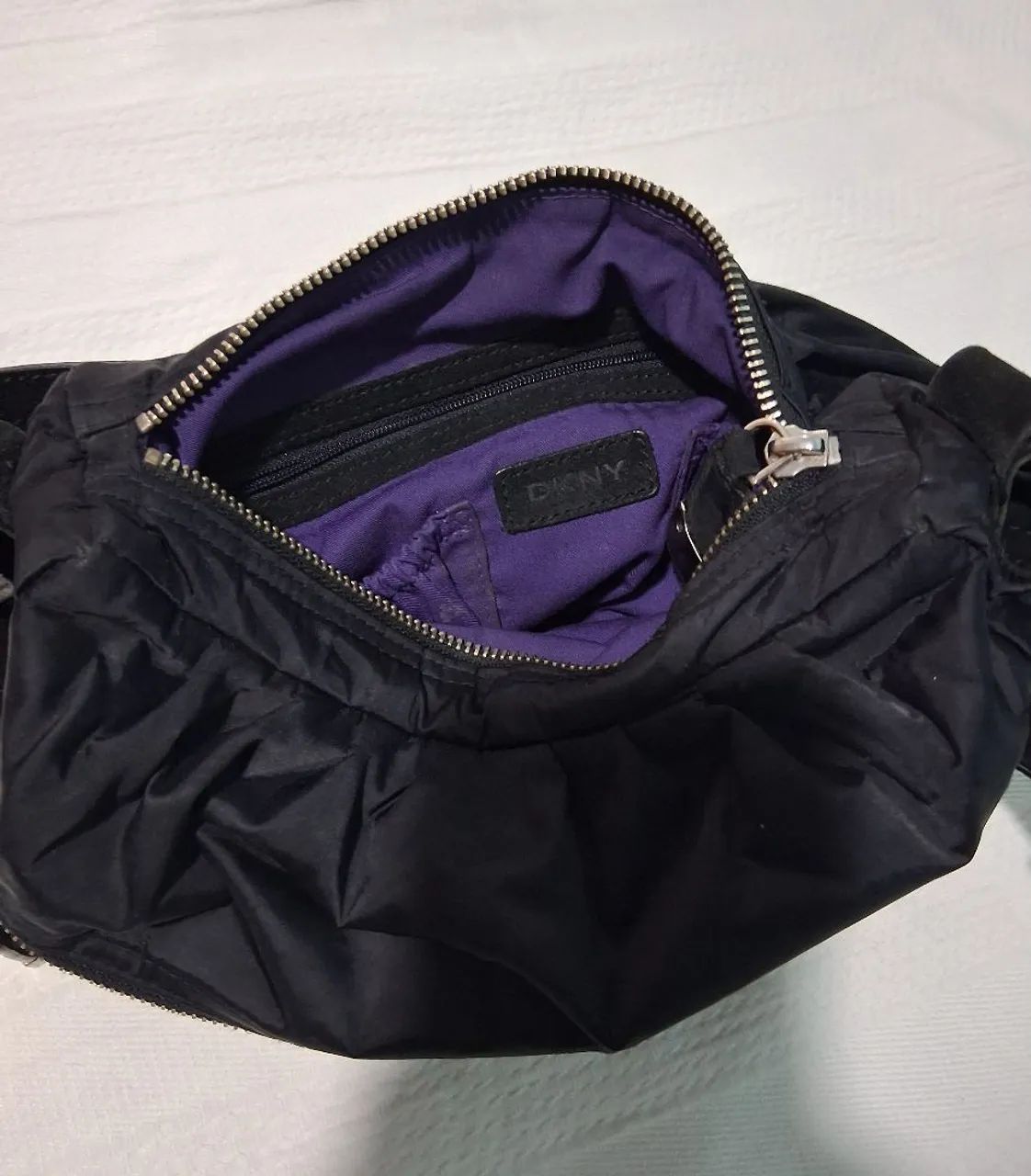 Bolsa de nylon preta DKNY - Foto 3