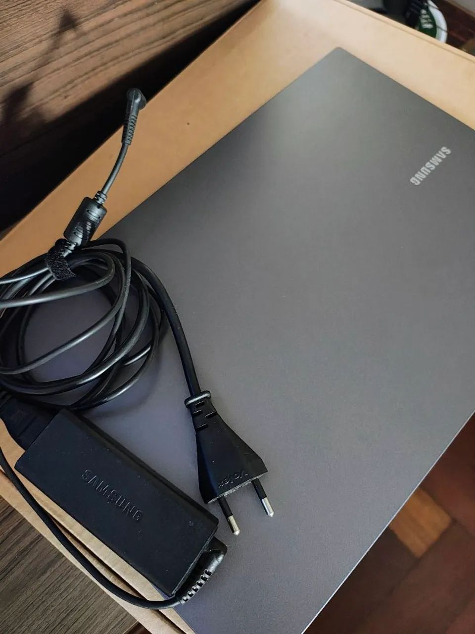 Vendo Notebook Samsung 550XDA - cinza - zerado - Foto 4