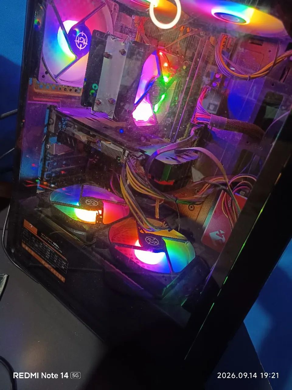 Pc completo rodando tudo 
