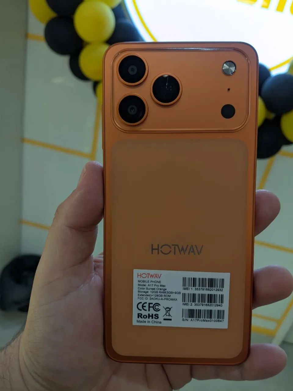 CELULAR SABOooOOrr 17 pro max  - Foto 3