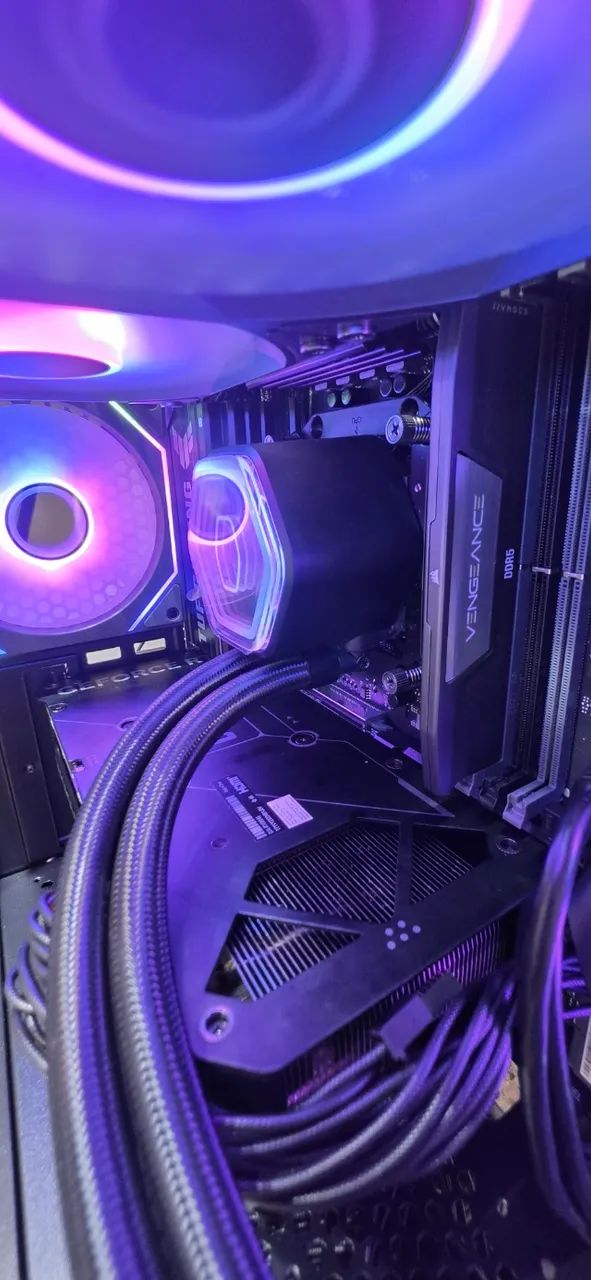 CPU PC AMD Ryzen 9 7950x - 32GB DDR5 - RTX 5060 - na caixa CPU PC AMD Ryzen 9 7950x - 32GB DDR5 - RTX 5060 - na caixa