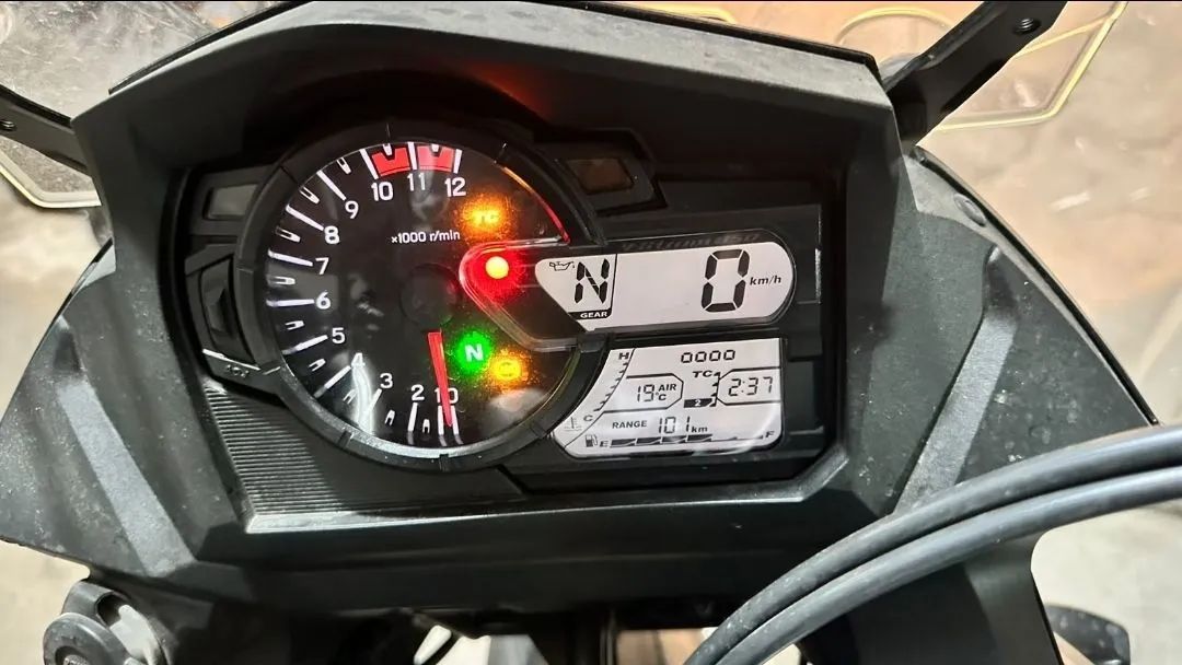 V-strom 650 - Foto 4