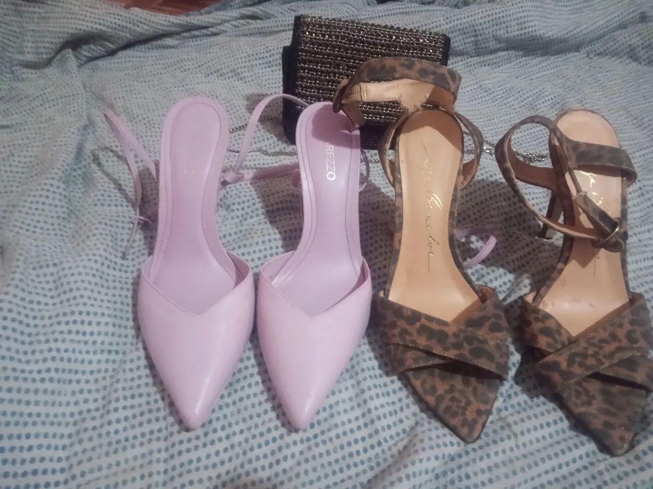 Sapatos de salto e de luxo - Foto 3