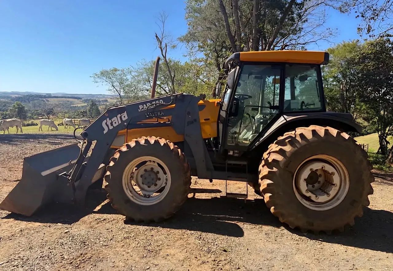 Trator Valtra BM110 14/14 - Parcelamos 