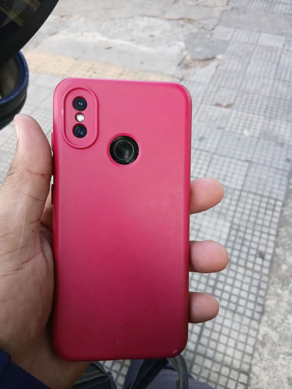 Vendo celular MI 8 zerado sem marca de uso - Foto 2
