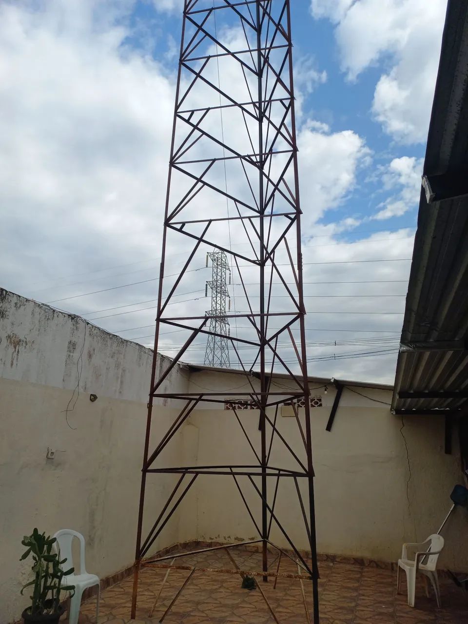 Torre Auto Portante de 15mts excelente para antenas de rádio, Internet via radio - Foto 2