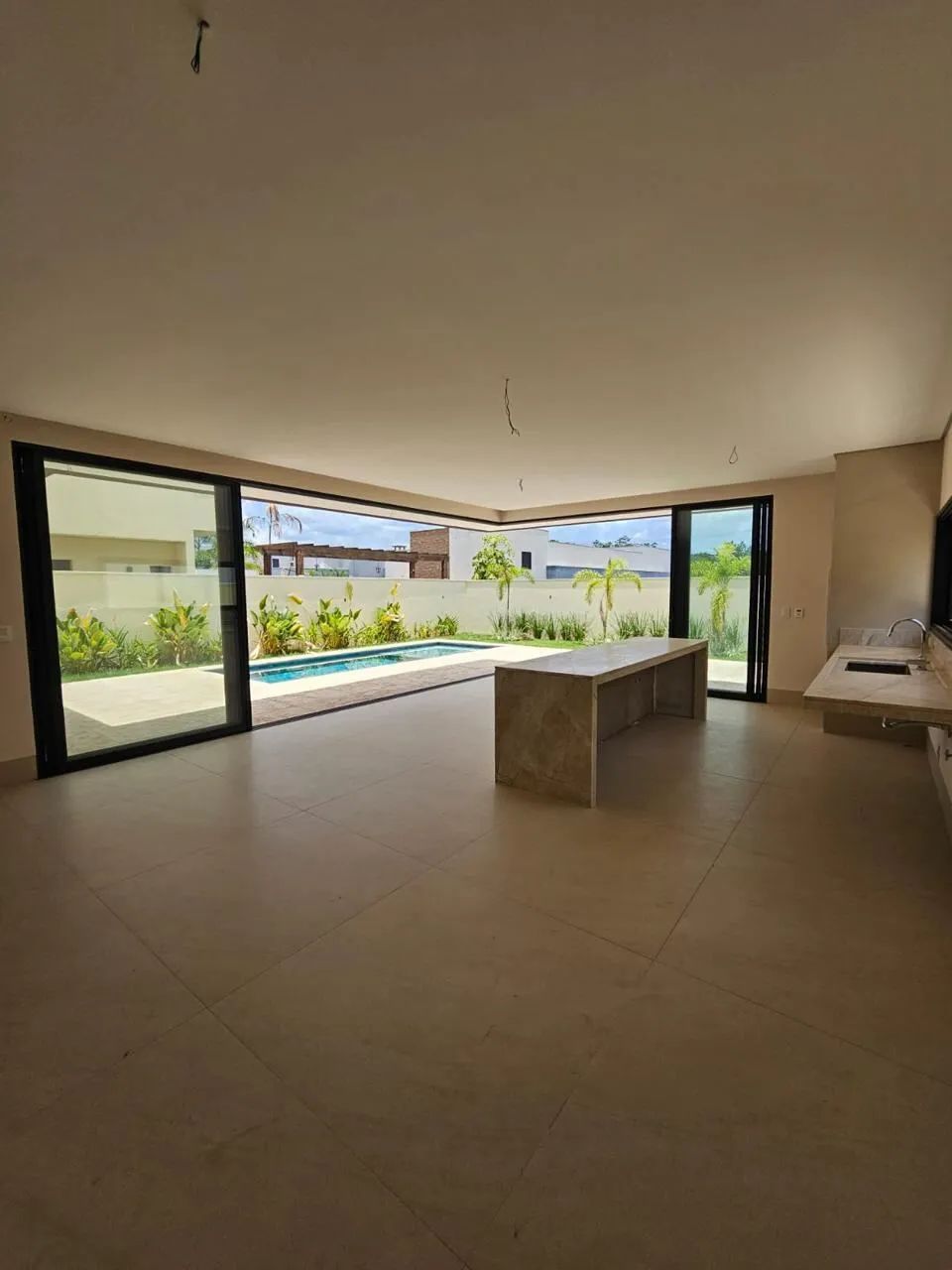 Sobrado com 5 Suites no Florais Italia - Foto 5