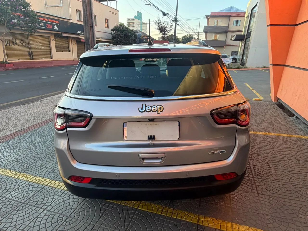 Jeep Compass Longitude 2.0 4X2 Flex 16V Aut. 2021 - Foto 5