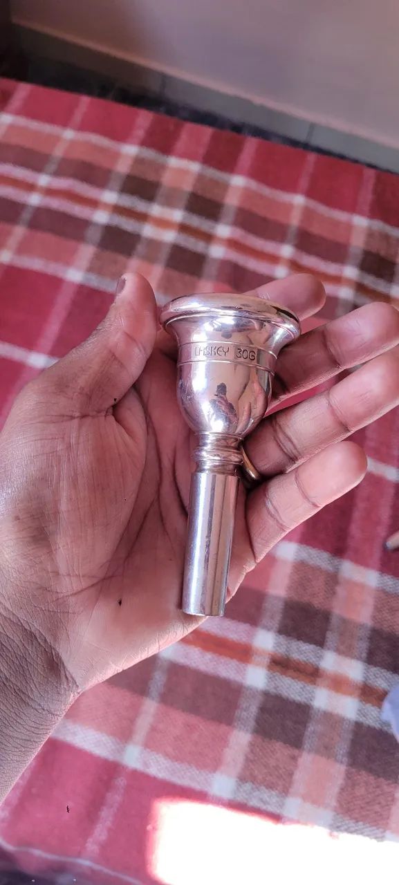 Bocal Tuba Laskey 30G - Foto 2