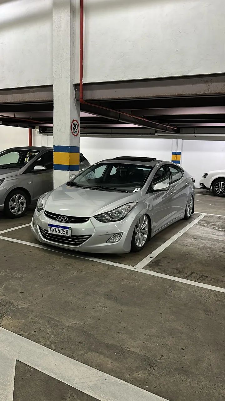 Hyundai Elantra 2013