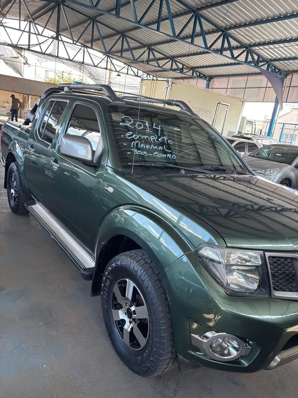 Nissan Frontier Frontier SV ATTACK CD 4x2 2.5 TB Diesel 2014