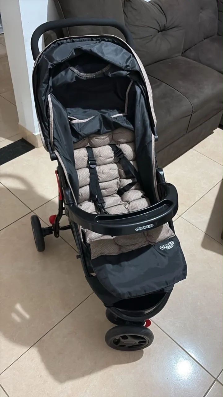 Carrinho de bebê cosco kids 