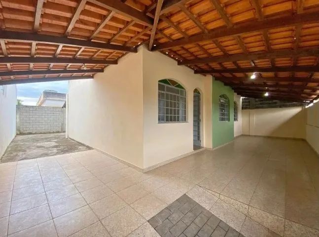 Vila são Luis casa com dois Quartos 