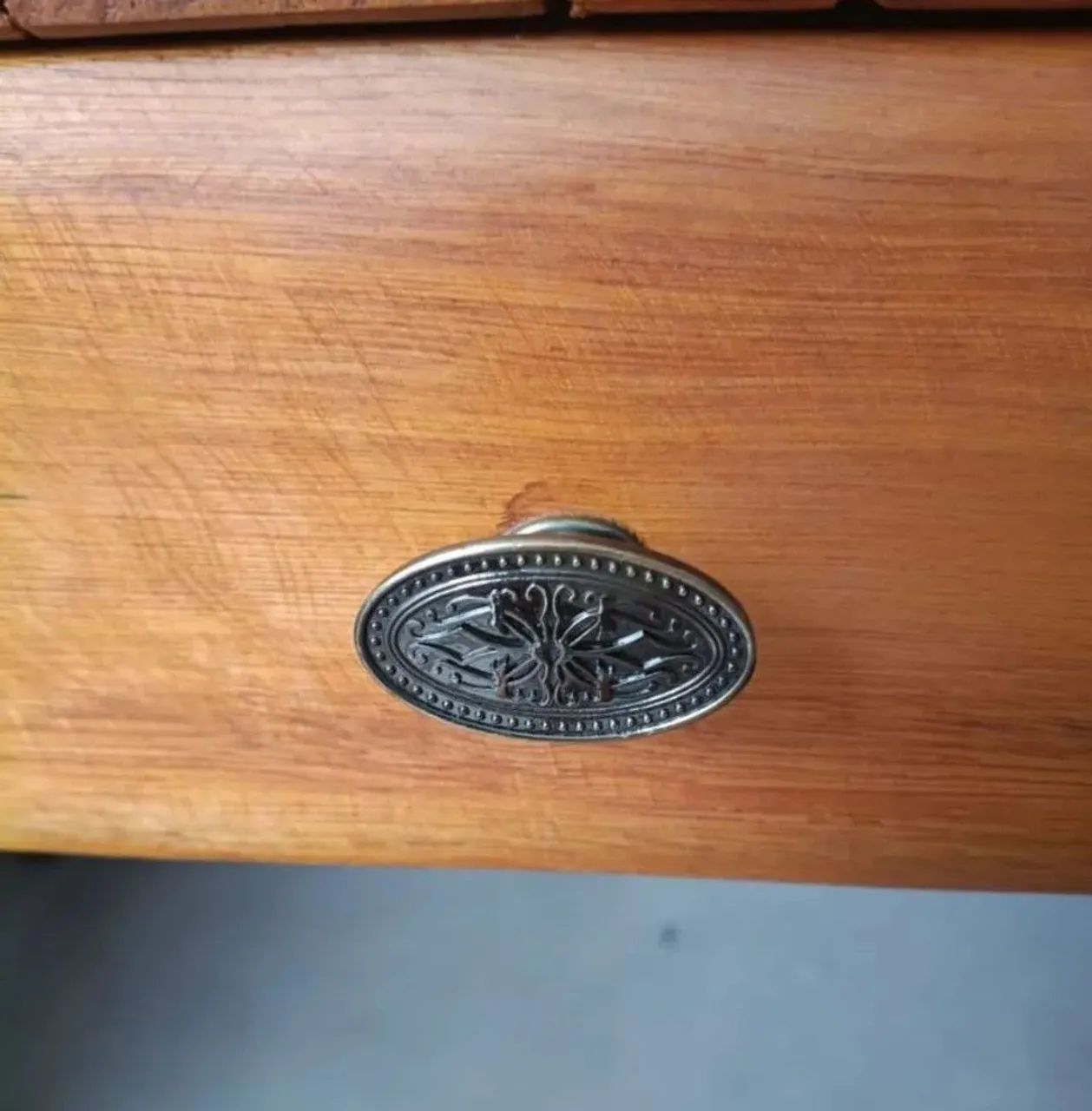 Conjunto Mesa Rústica com Banco + Banqueta De Madeira Maciça  - Foto 3