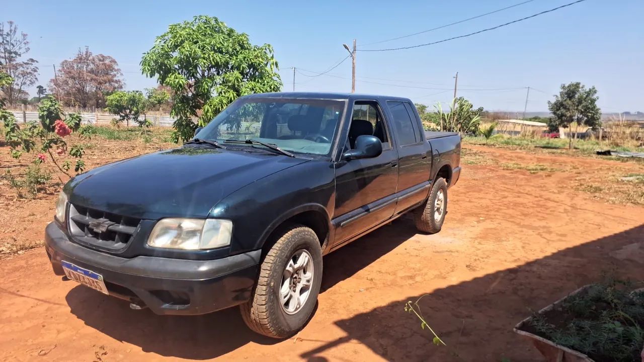 Chevrolet S10 Pick-up 2.5 4X4 CD TB MAX HST Dies. 1999