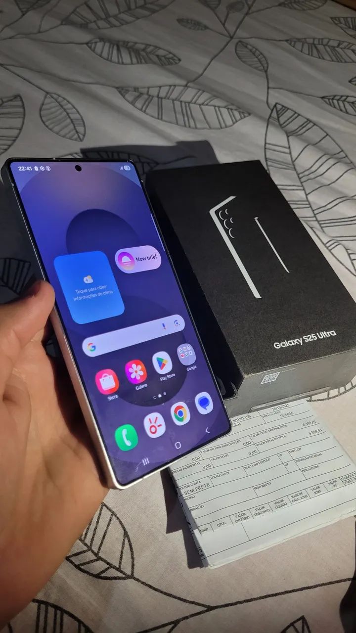S25 ultra 256gb todo original com caixa e nota fiscal na garantia ainda 