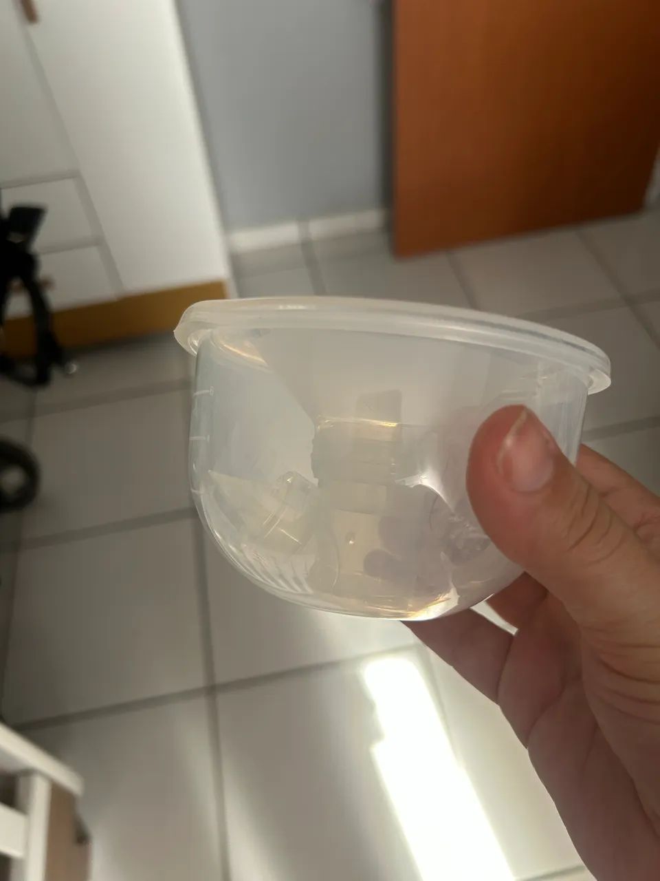 Bomba extratora de leite automática.  - Foto 4