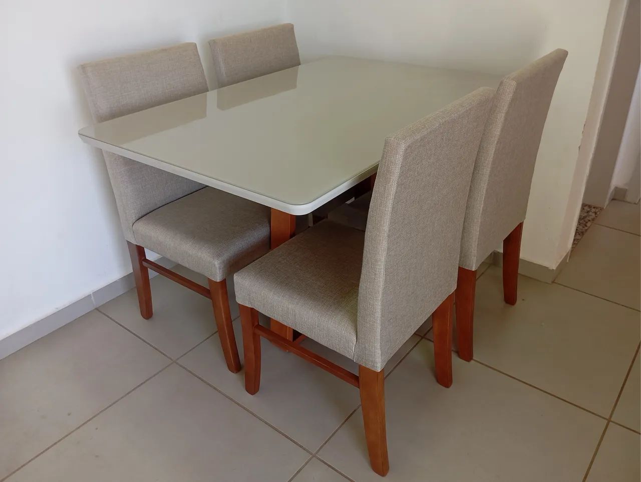 Mesa nova de madeira  - Foto 2