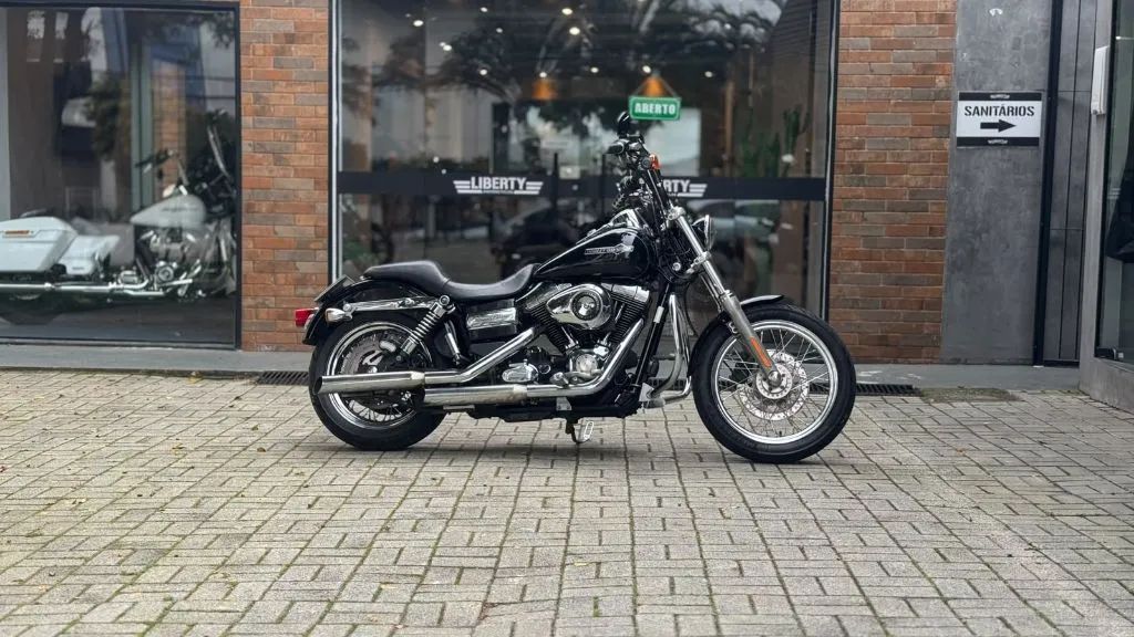 DYNA SUPER GLIDE CUSTOM