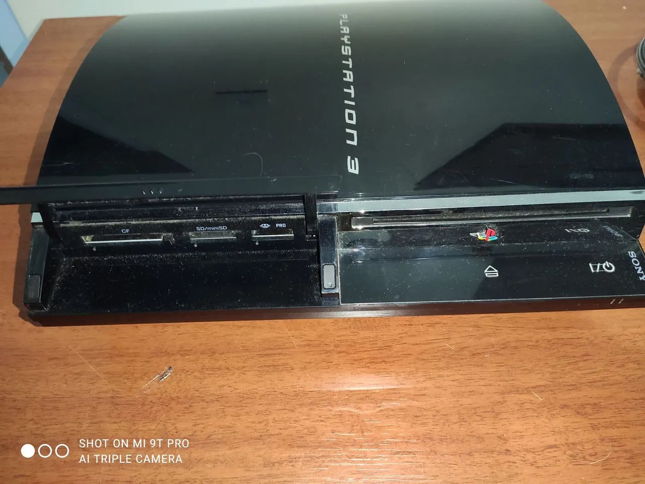 PlayStation 3 modelo cecha01 com controles e acessórios - Foto 2