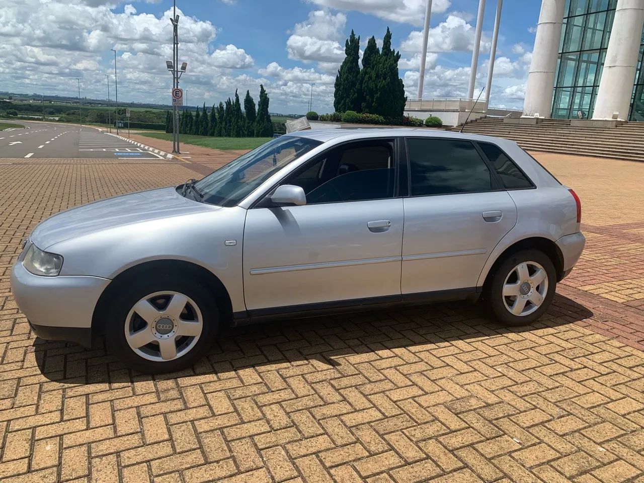 Audi A3 1.8 5P Mec. 2005 - Foto 2