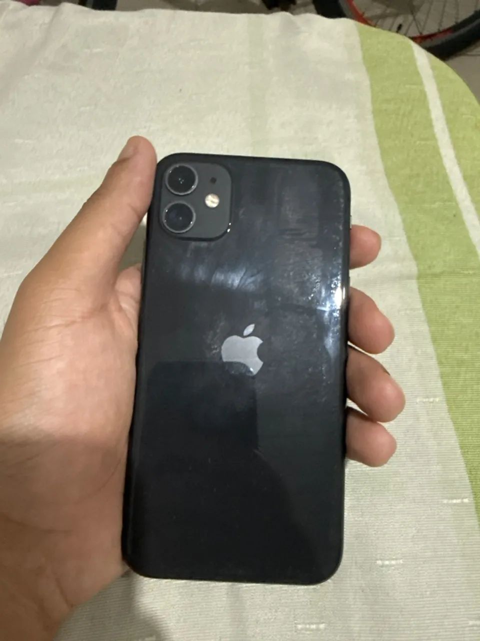 iPhone 11, 64 GB todo original 