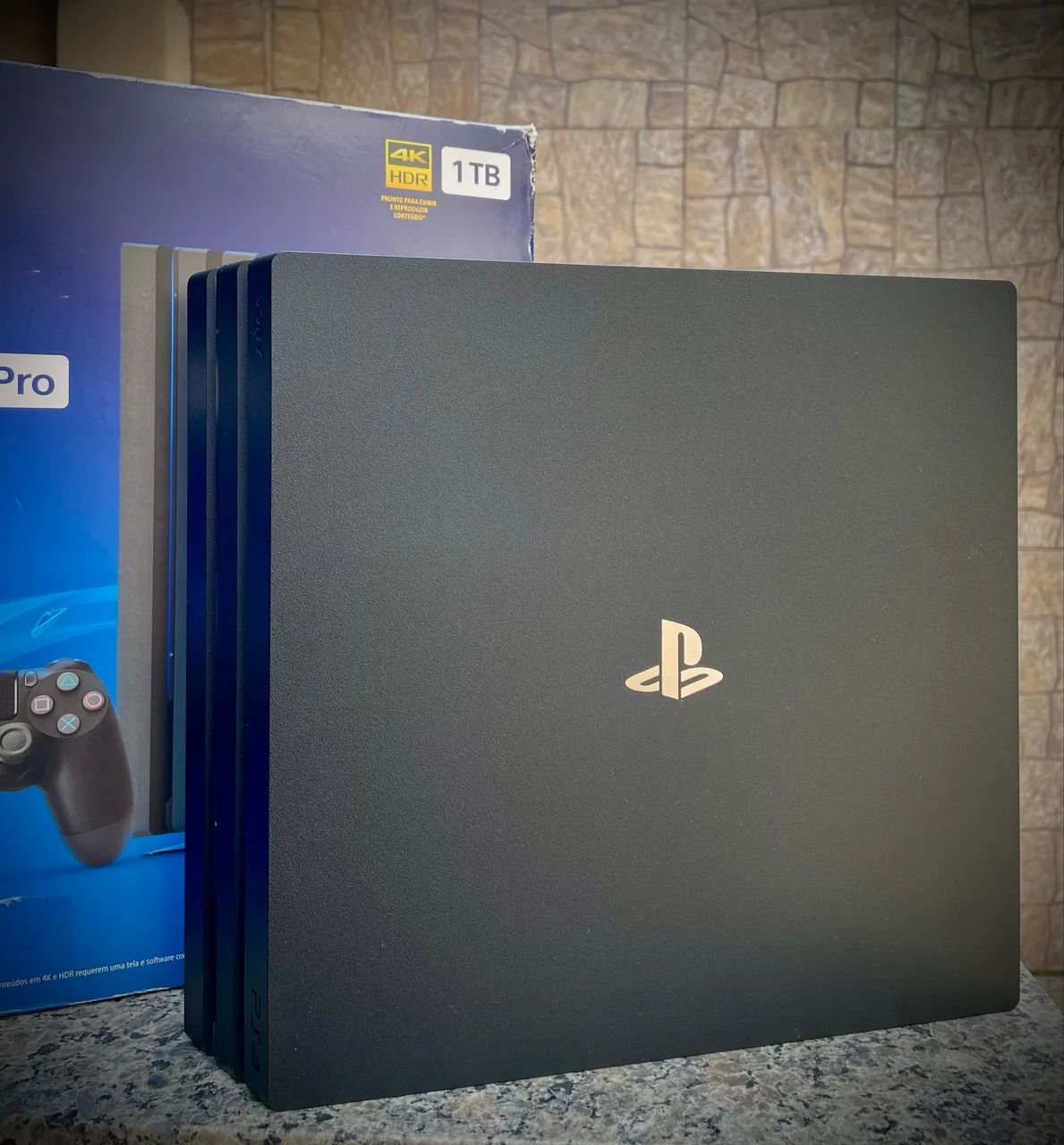 PS4 Pro 1TB - Foto 2
