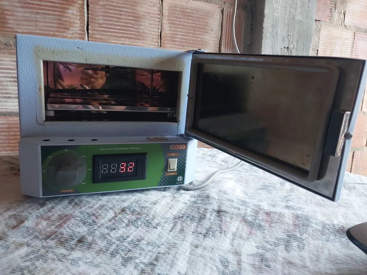 Vendo essa Estufa Digital Profissional simi nova.  - Foto 2