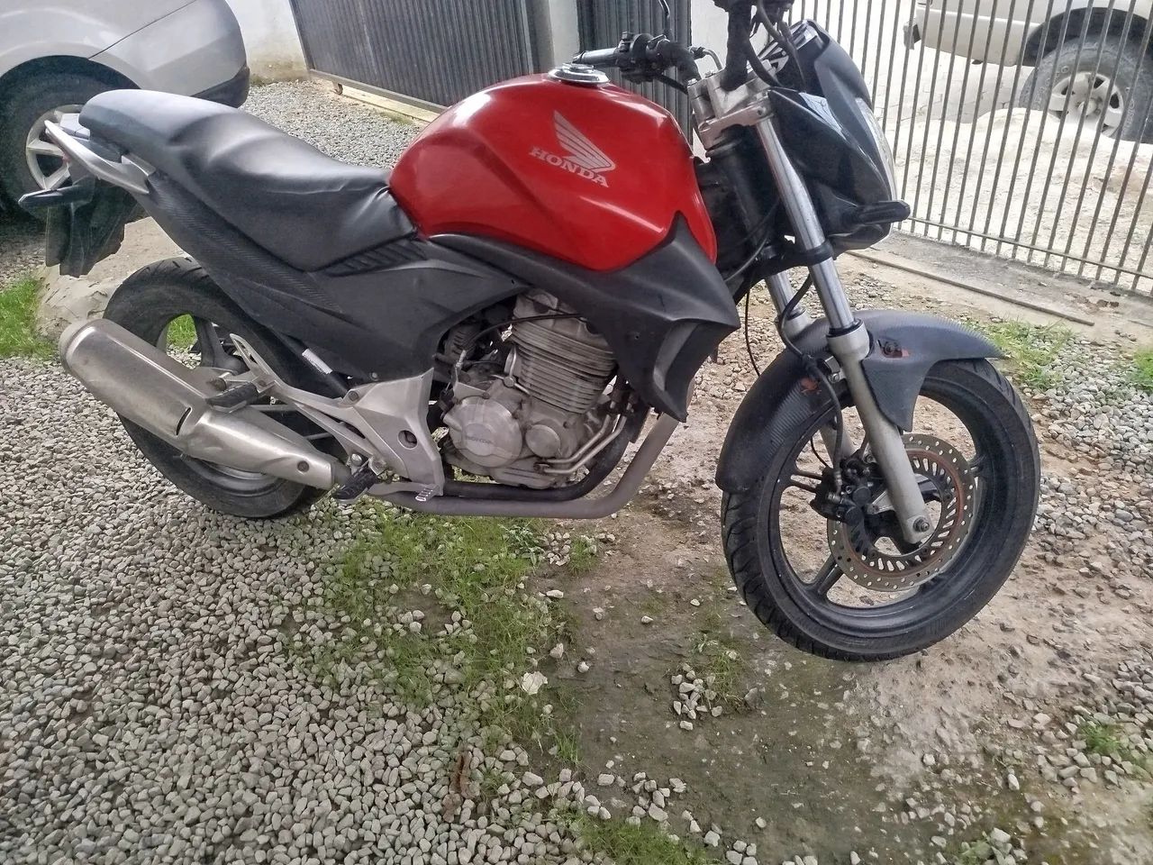 CB300  - Foto 2