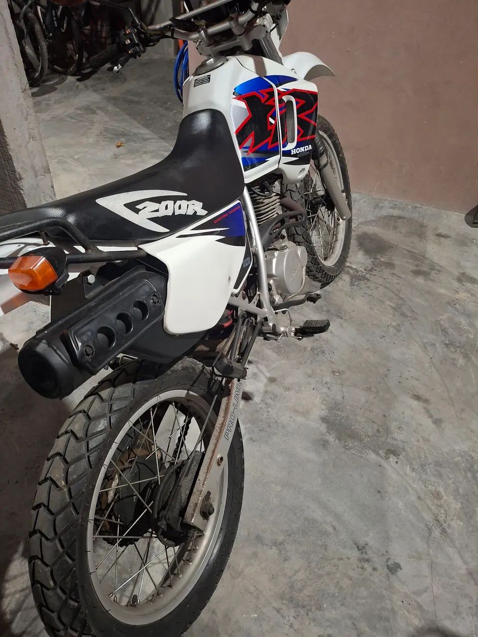 Vendo Honda XR 200R 2001 - Foto 2