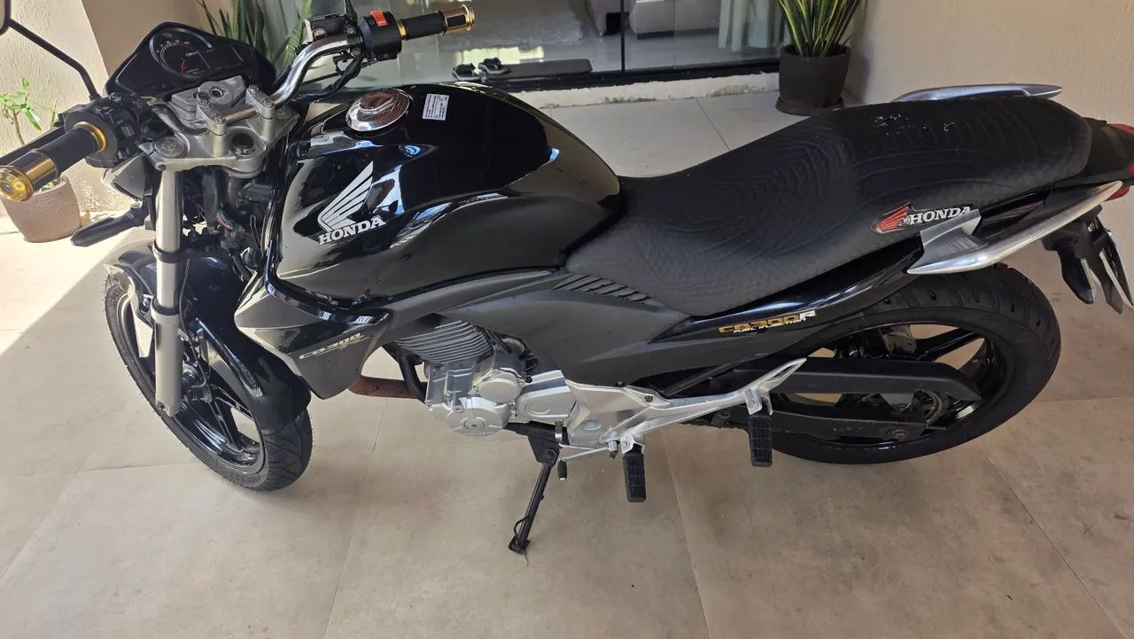 CB 300R 2009/2010 - Foto 5