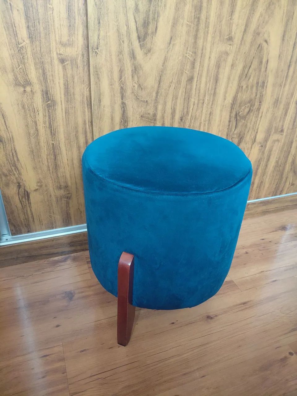 Vendo  lindo puff azul - Foto 2