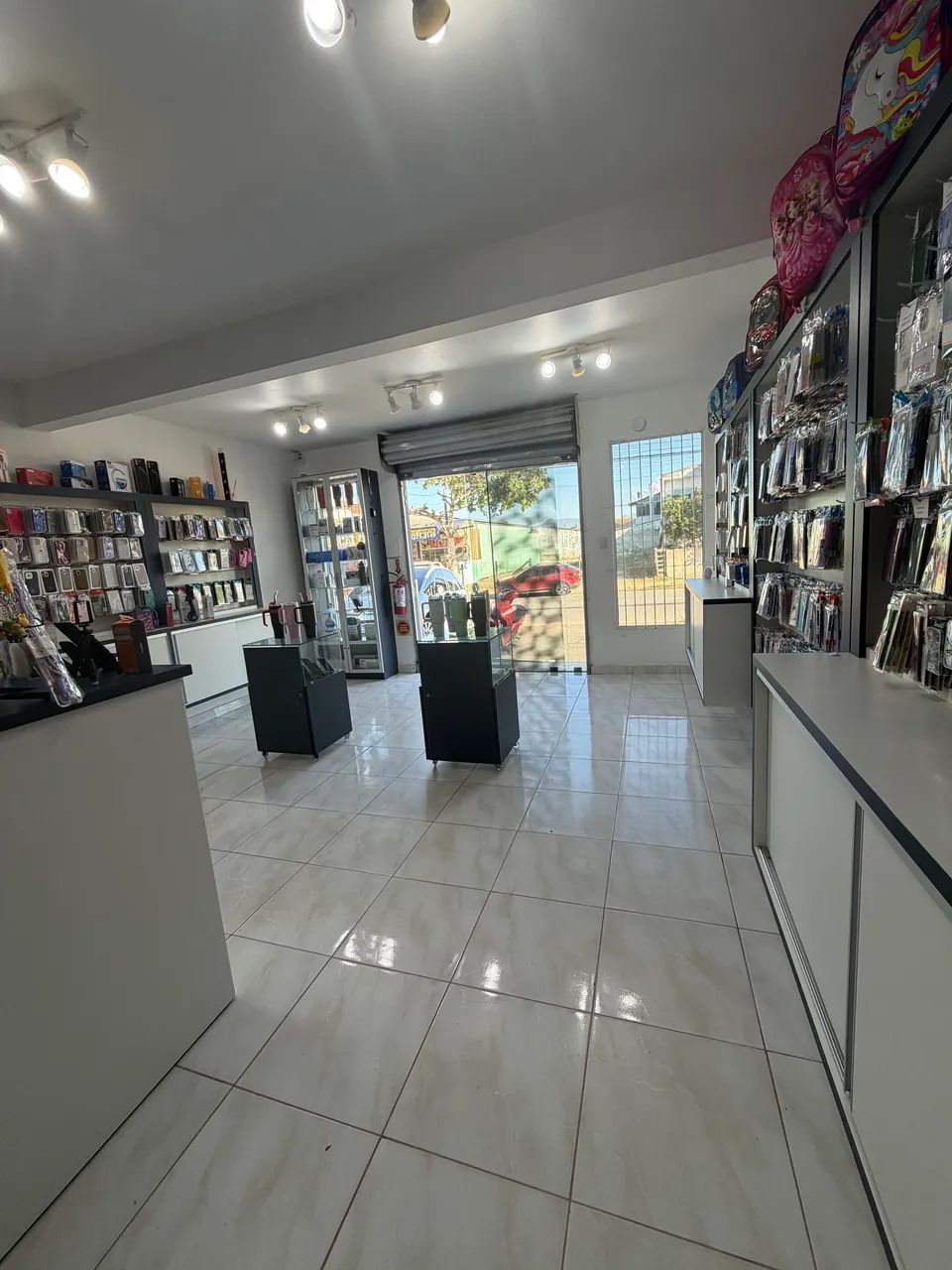 VENDO LOJA DE CELULARES - LOT CENIRO MARTINS - Foto 5