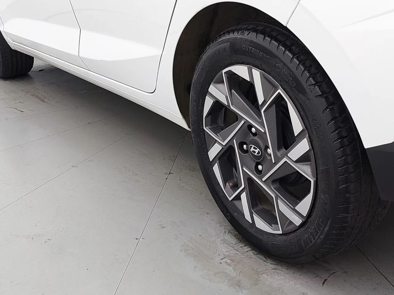 Hyundai HB20 Comfort Plus 1.0 TB Flex 12V Mec., foto 12 de 18