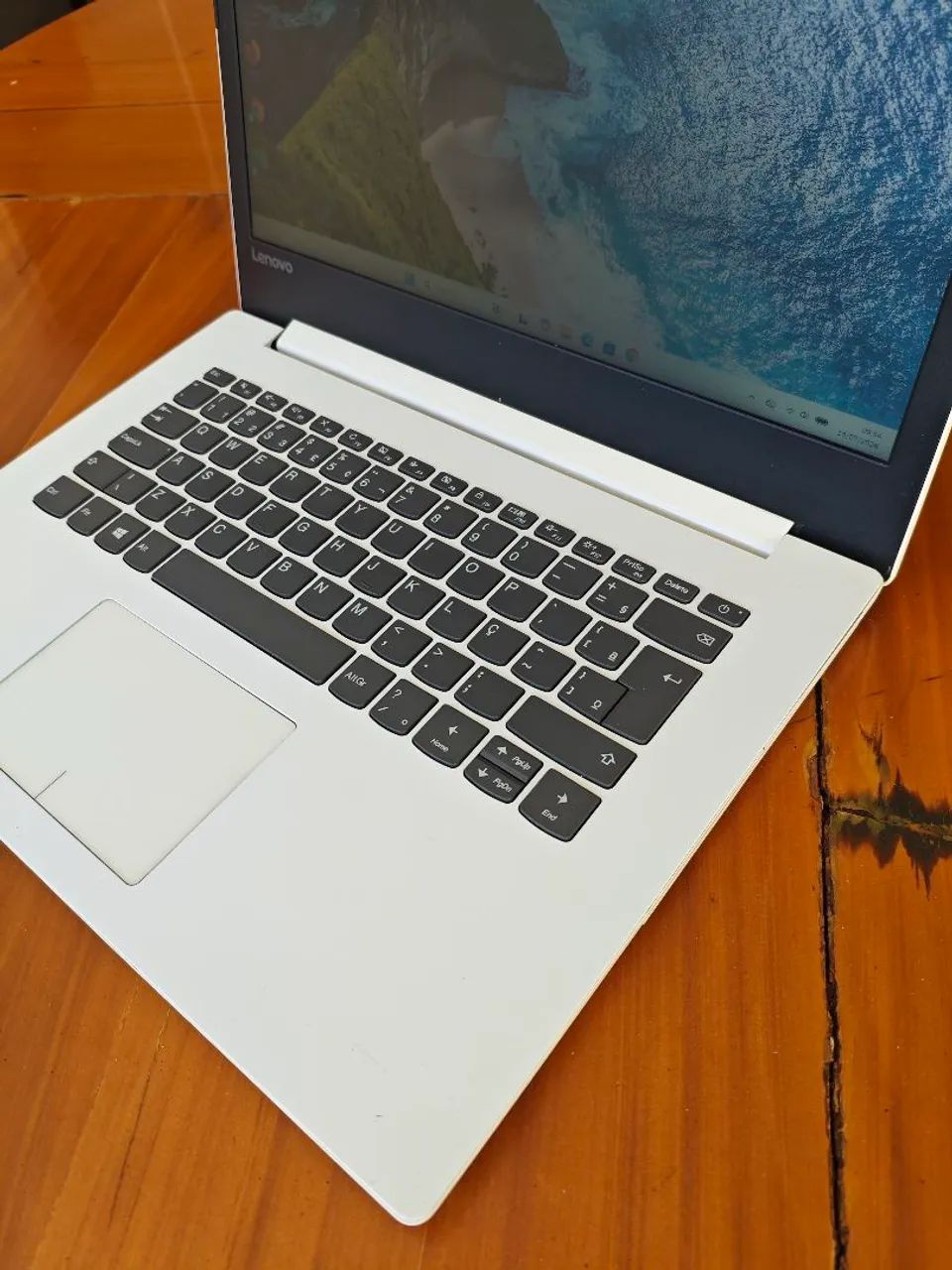 Notebook Lenovo Core I3 com SSD branco - Foto 3
